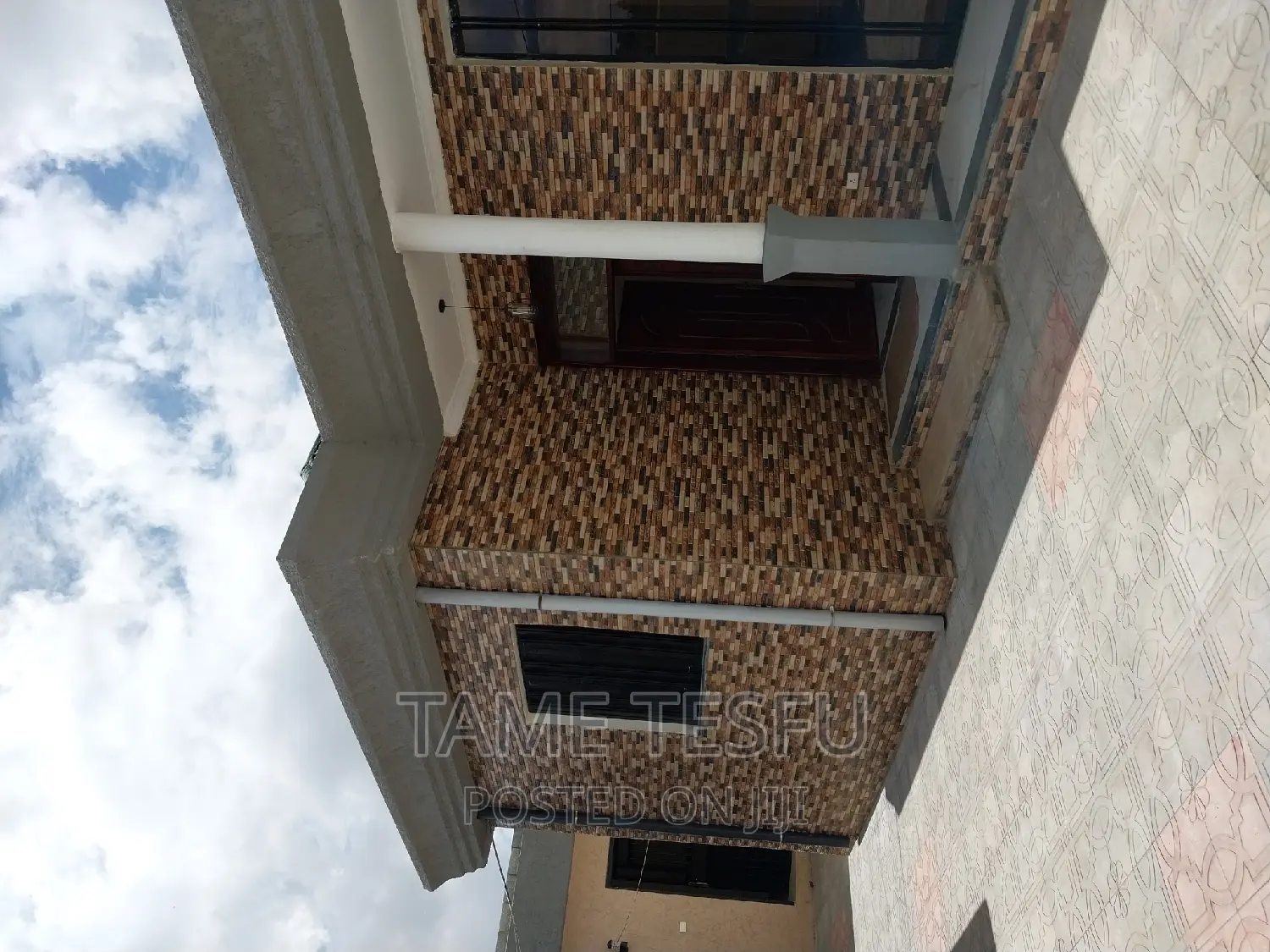 Furnished 4bdrm Villa in Yeka Abm for sale