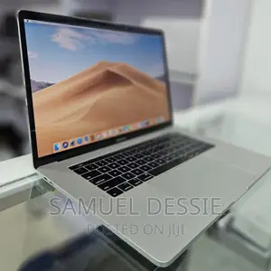 New Laptop Apple MacBook Pro 2019 16GB Intel Core I7 SSD 512GB