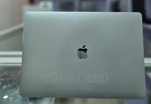 New Laptop Apple MacBook Pro 2019 16GB Intel Core I7 SSD 512GB