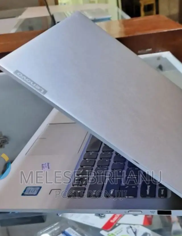 New Laptop Lenovo Yoga C930 16GB Intel Core I7 SSD 512GB