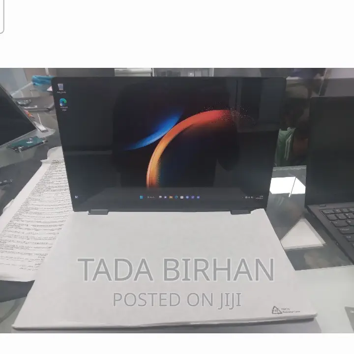 New Laptop Samsung NP-X360 16GB Intel Core I7 SSD 1T