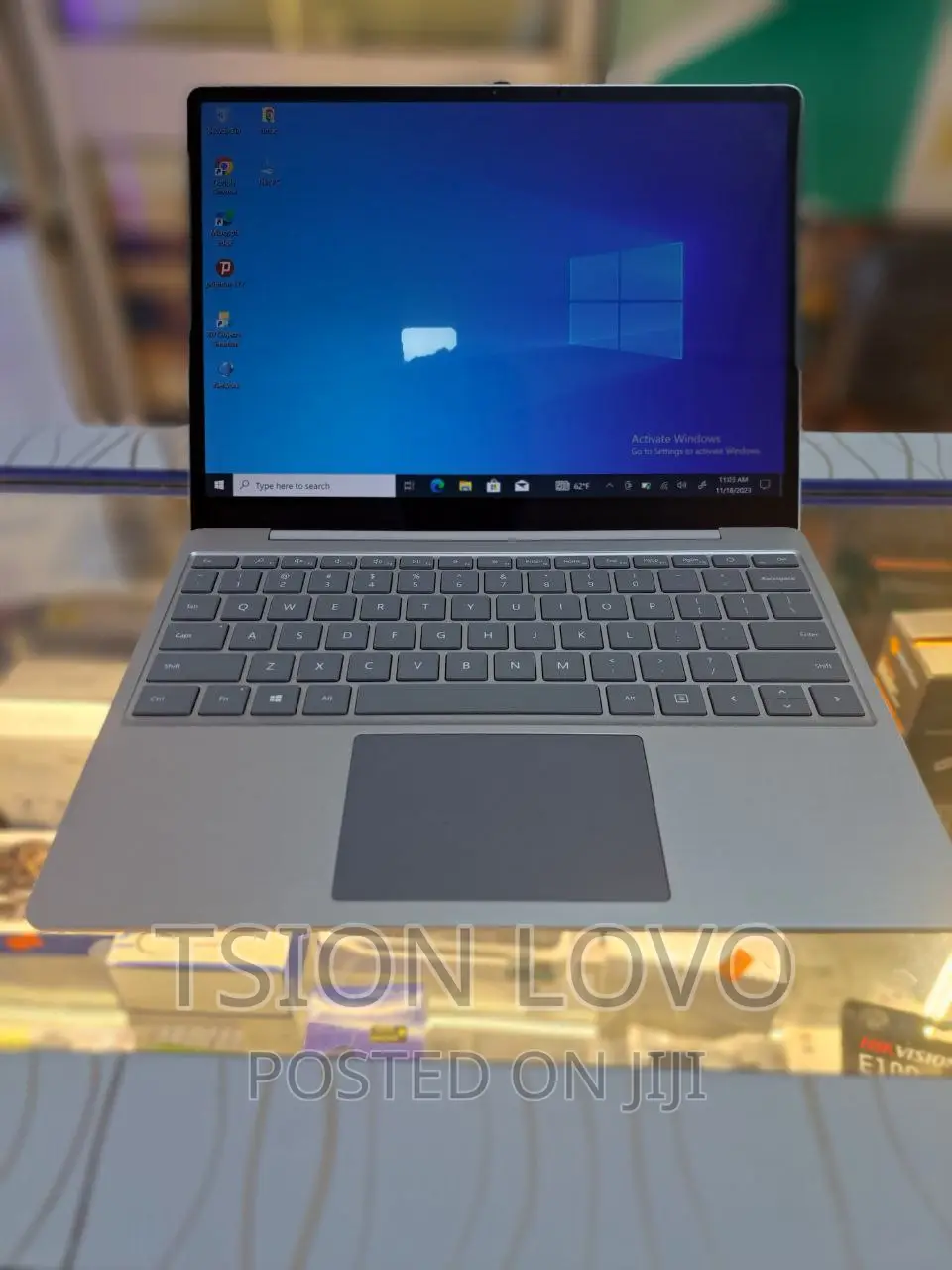 New Laptop Microsoft Surface 4GB Intel Core I5 SSD 256GB