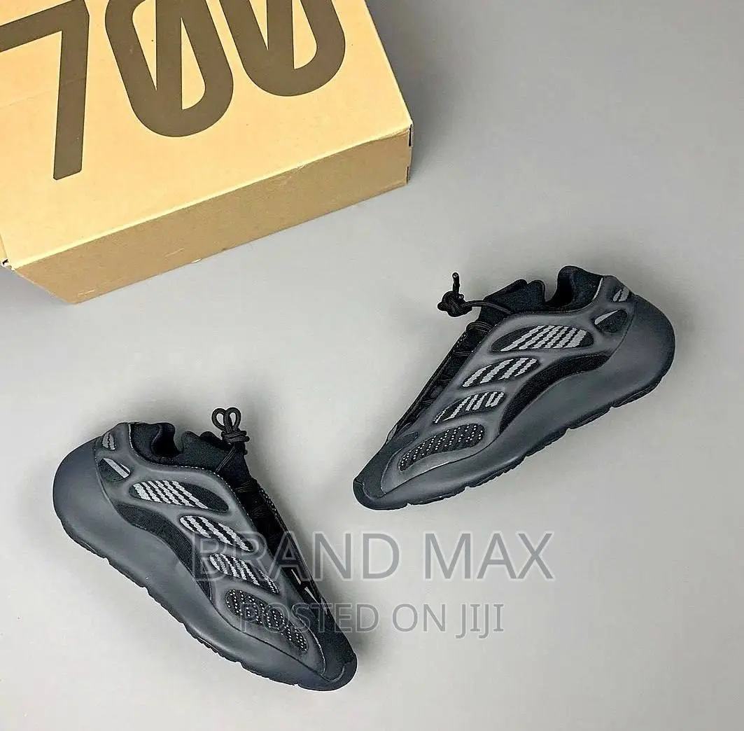Adidas Yeezy 700 V3 Master Quality