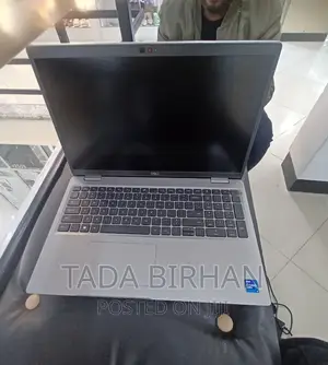 New Laptop Dell Latitude 5310 16GB Intel Core I7 SSD 256GB