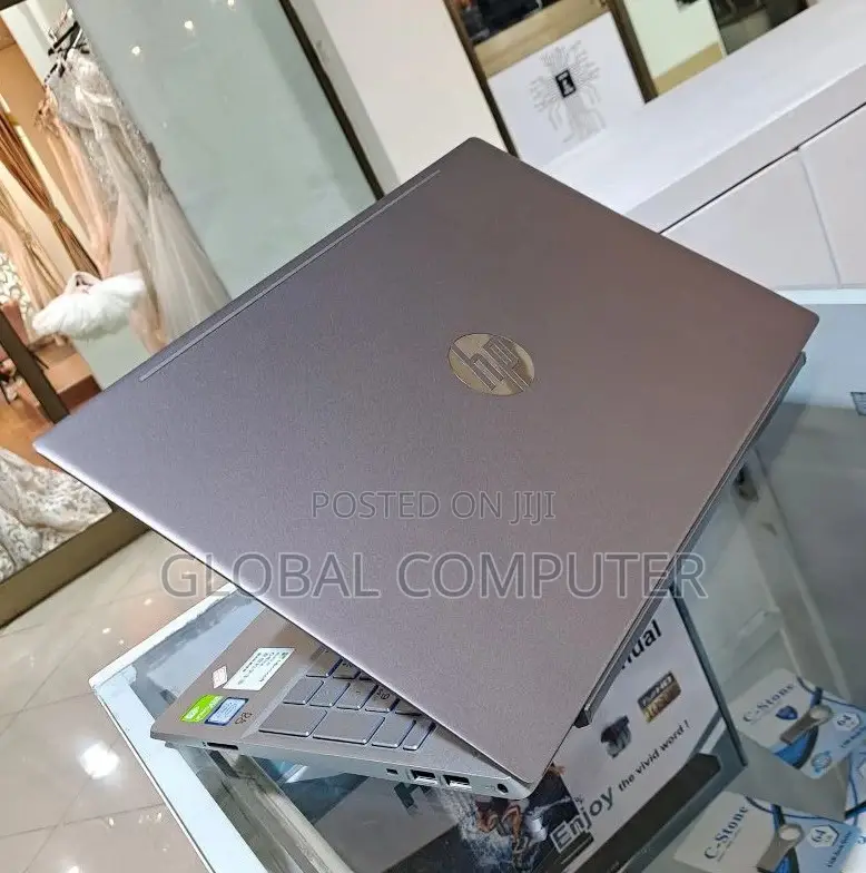 New Laptop HP Pavilion 13 16GB Intel Core I7 SSD 512GB