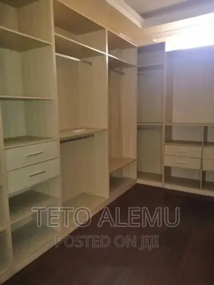 5bdrm House in House For Sale, Bole for sale