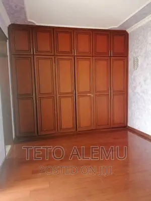 5bdrm House in House For Sale, Bole for sale