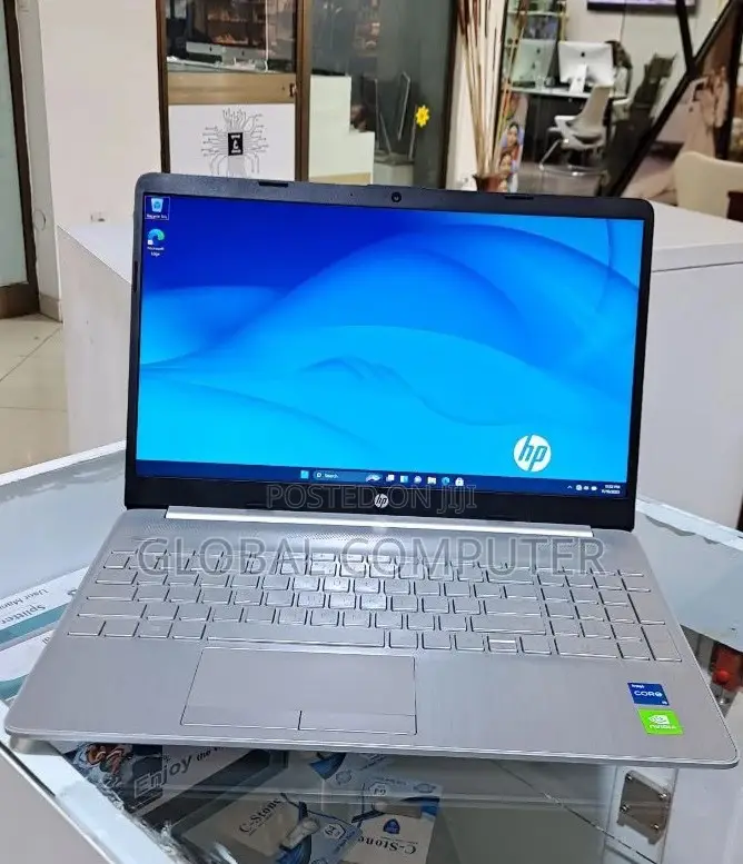 New Laptop HP Stream Notebook 8GB Intel Core I7 SSD 512GB