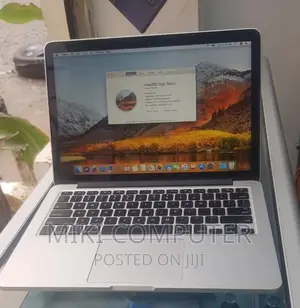 New Laptop Apple MacBook Pro 2015 8GB Intel Core I5 SSD 256GB