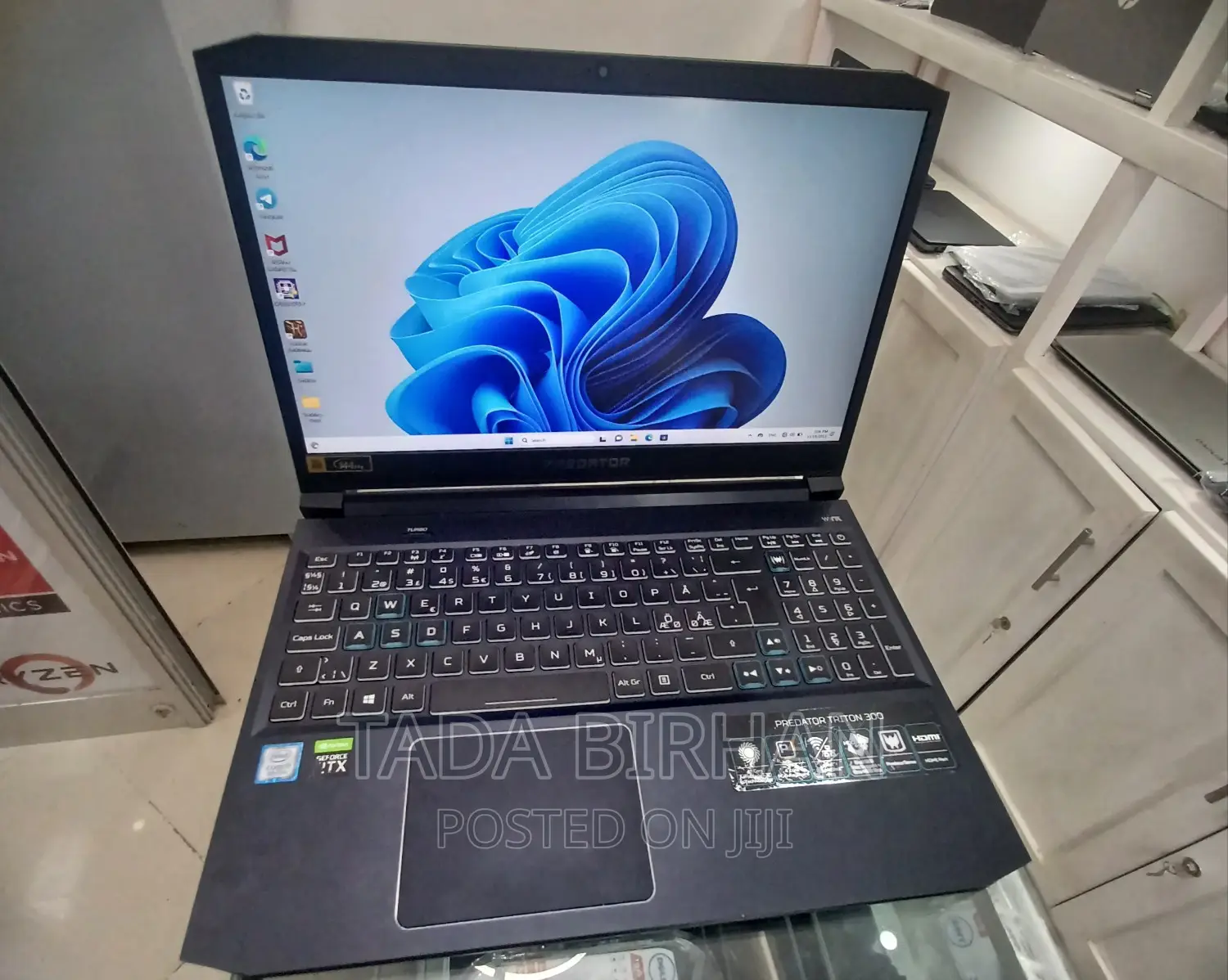 New Laptop Acer Predator Helios 300 16GB Intel Core I7 SSD 512GB