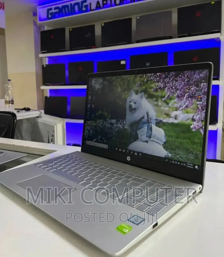 New Laptop HP Pavilion 15 16GB Intel Core i7 SSD 512GB