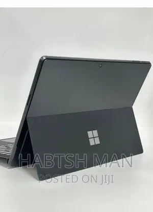 Photo - New Laptop Microsoft Surface Pro 9 16GB Intel Core i5 SSD 512GB
