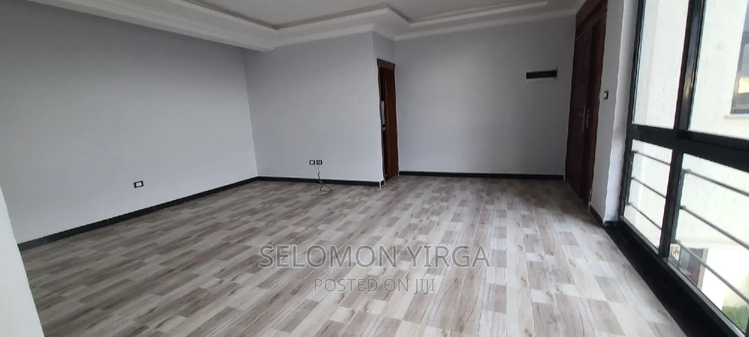 3bdrm Apartment in አድስ አበባ, Bole for rent
