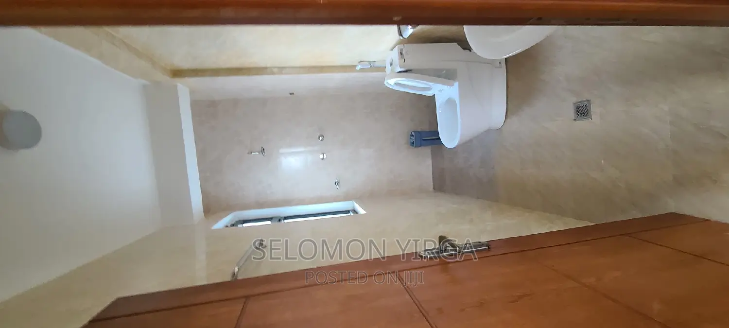 3bdrm Apartment in አድስ አበባ, Bole for rent