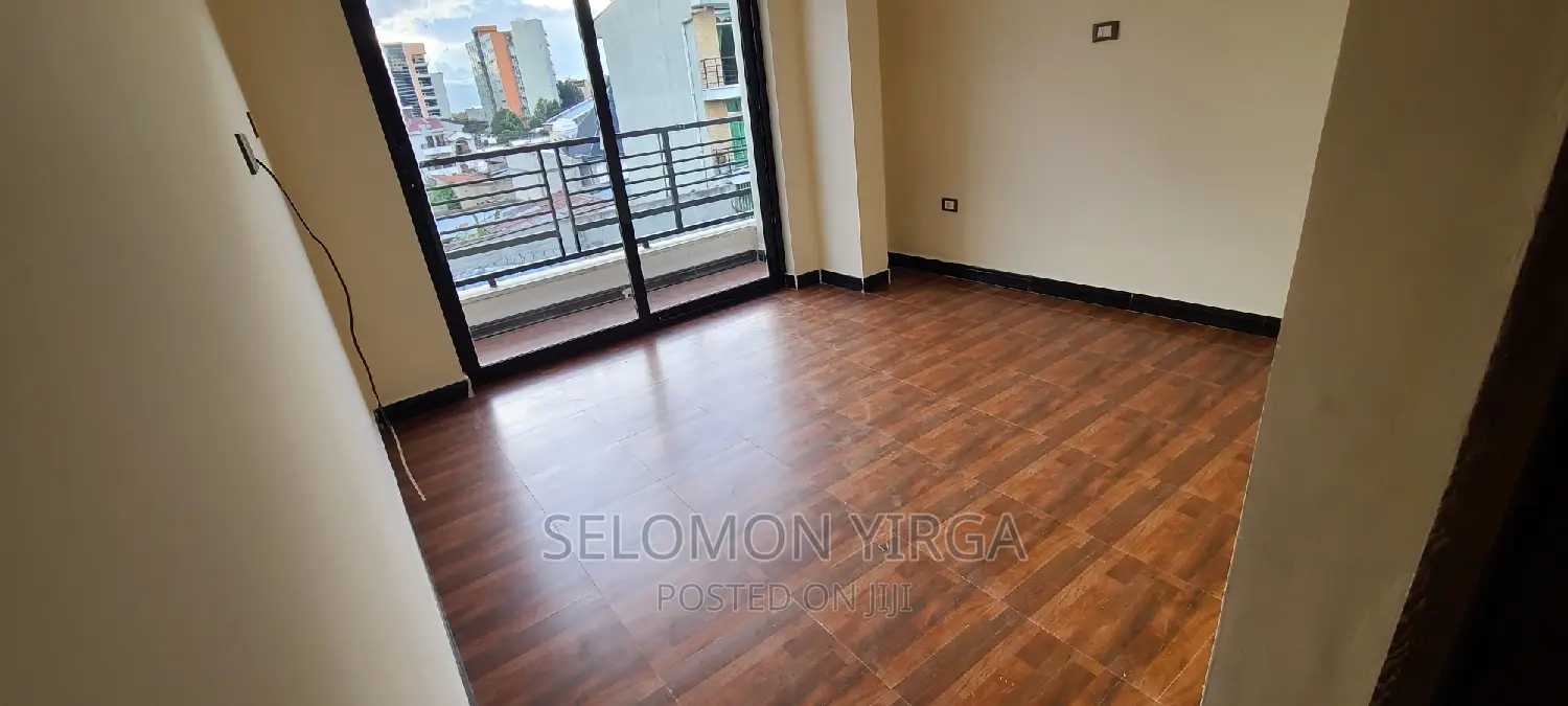 3bdrm Apartment in አድስ አበባ, Bole for rent