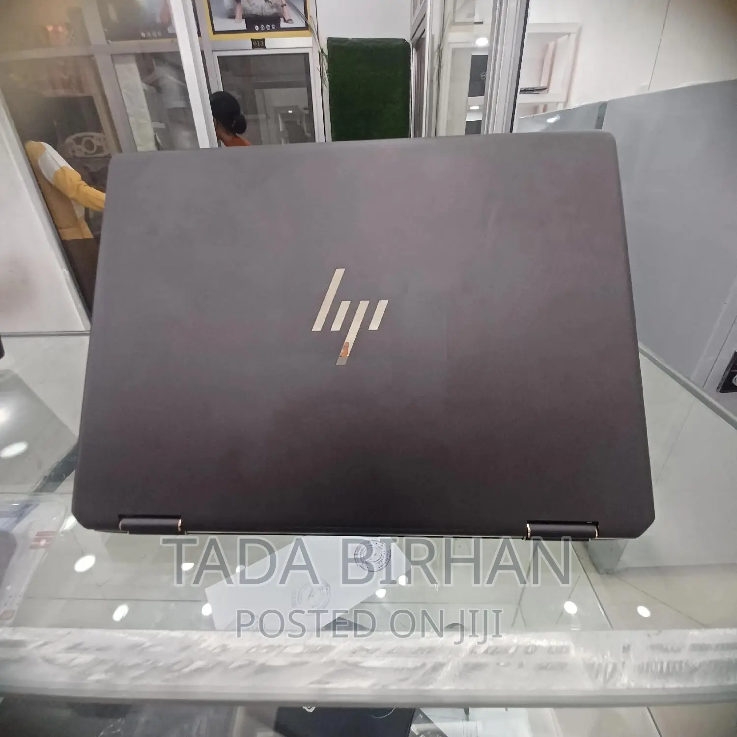 New Laptop HP Spectra 13 16GB Intel Core I7 SSD 1T