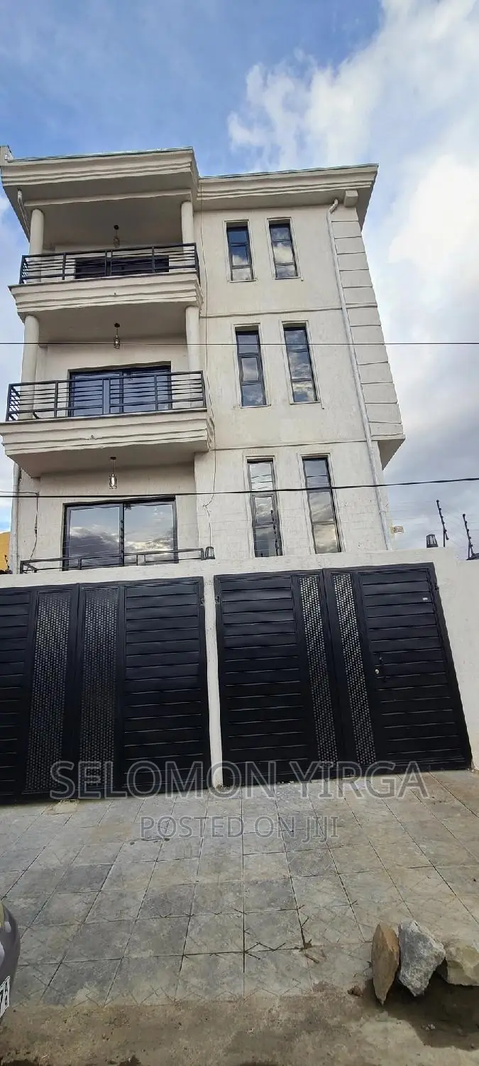 3bdrm Apartment in አድስ አበባ, Bole for rent