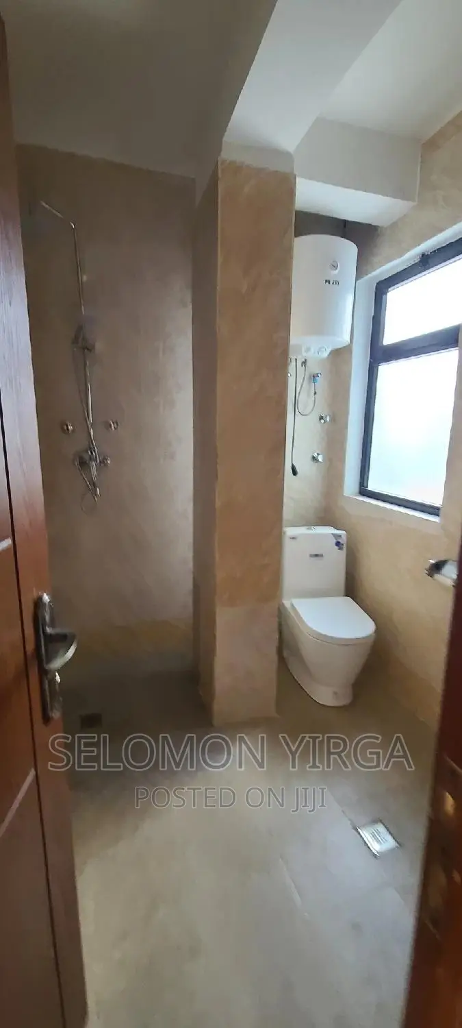 3bdrm Apartment in አድስ አበባ, Bole for rent