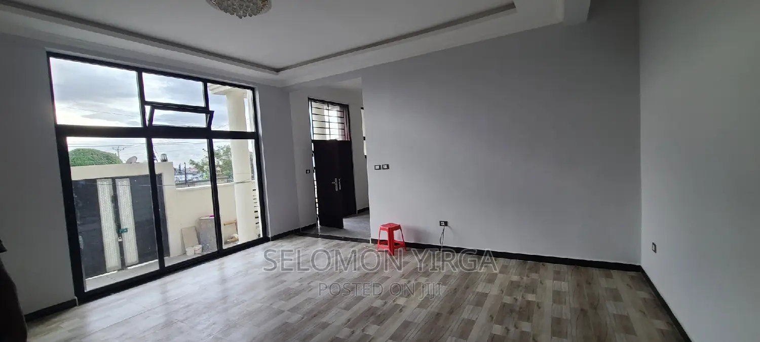 3bdrm Apartment in አድስ አበባ, Bole for rent