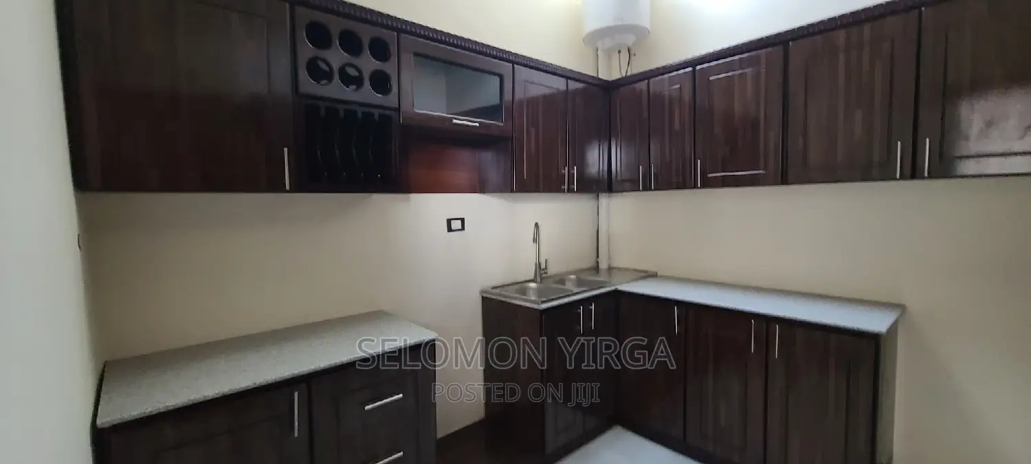 3bdrm Apartment in አድስ አበባ, Bole for rent