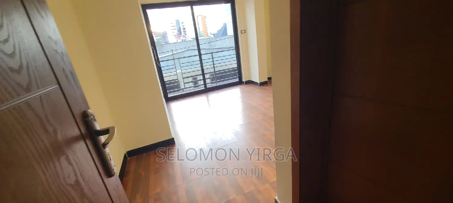 3bdrm Apartment in አድስ አበባ, Bole for rent