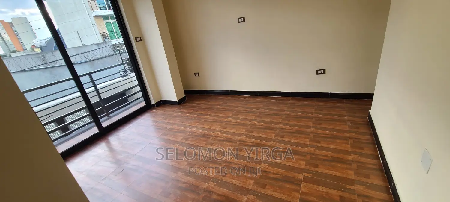 3bdrm Apartment in አድስ አበባ, Bole for rent