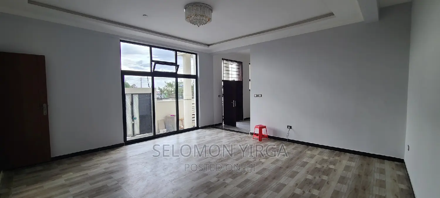 3bdrm Apartment in አድስ አበባ, Bole for rent
