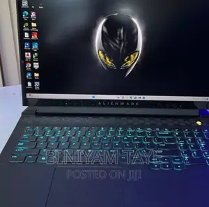 New Laptop Alienware M17x R2 16GB Intel Core I7 SSD 1T