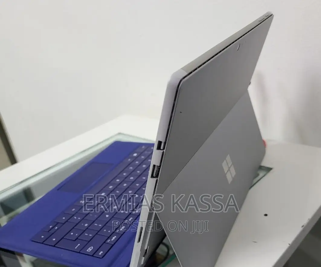 New Laptop Microsoft Surface Pro 4 8GB Intel Core I5 SSD 256GB