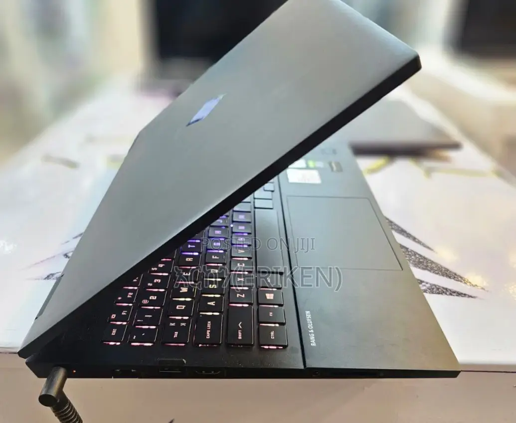 New Laptop HP Omen 15 16GB Intel Core I7 SSD 1T