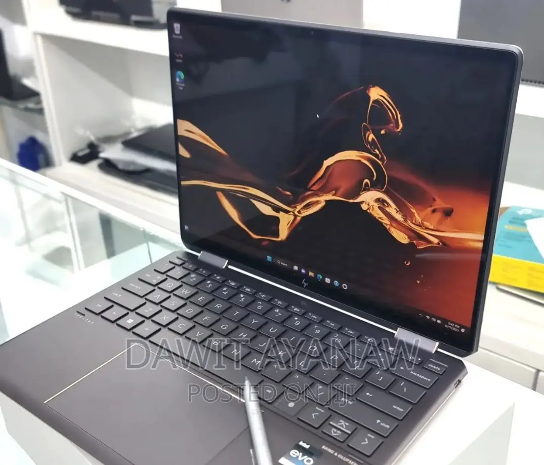 New Laptop HP 16GB Intel Core I7 SSD 1T