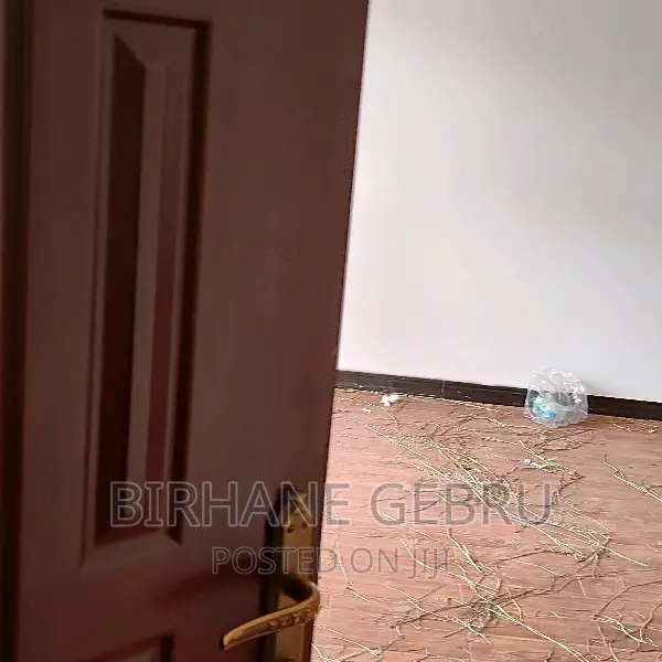 5bdrm House in G+2, Bole for rent