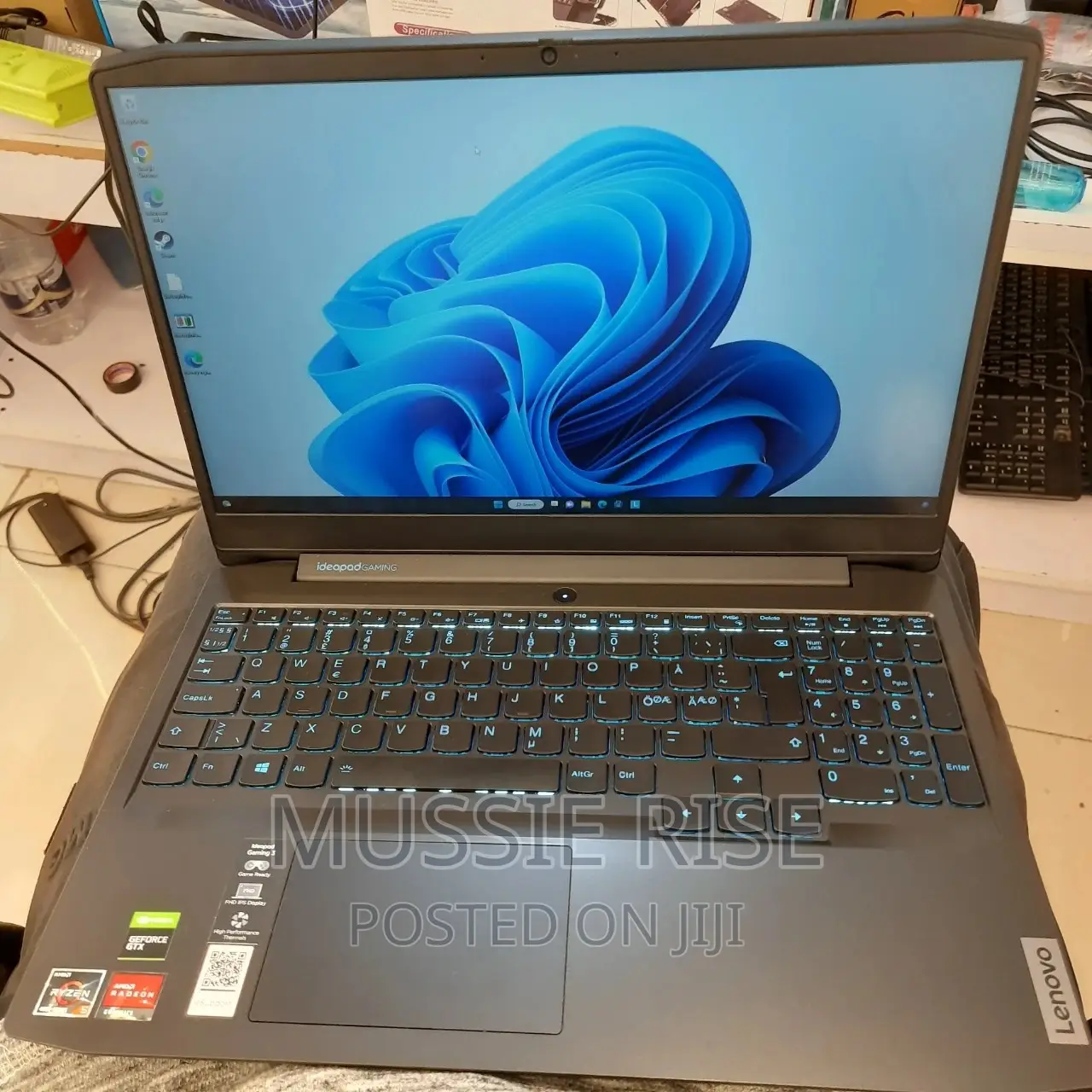 New Laptop Lenovo Ideapad Gaming 3 8GB AMD Ryzen 5 SSD 256GB
