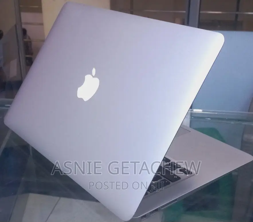 New Laptop Apple MacBook Pro 2019 256GB Intel Core I5 HDD 128GB