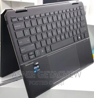 Photo - New Laptop HP Spectre 16GB Intel Core I7 SSD 512GB