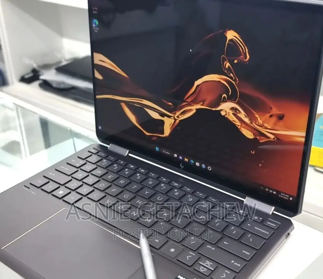 New Laptop HP Spectre 16GB Intel Core I7 SSD 512GB