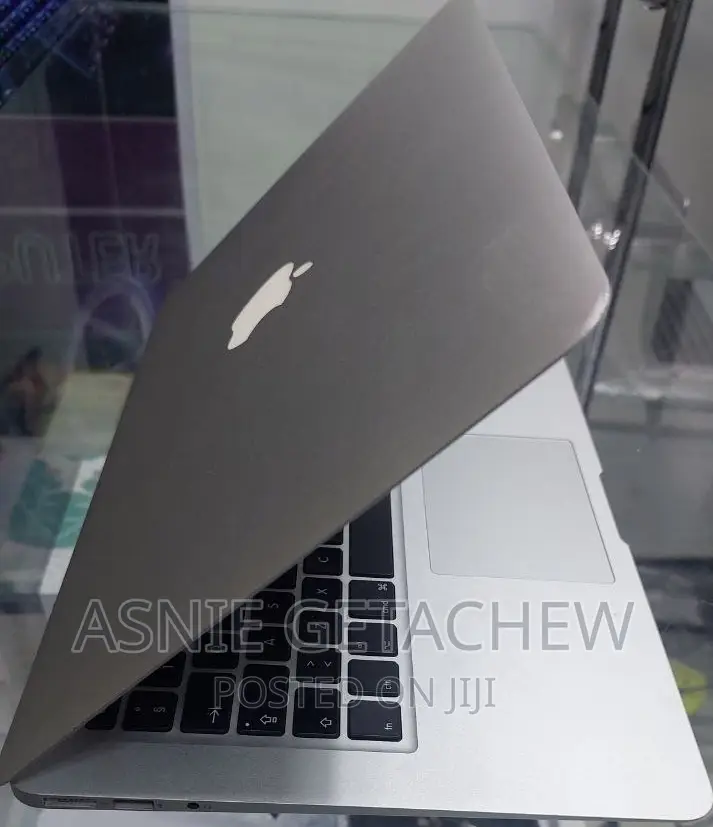 New Laptop Apple MacBook Air 2020 M1 256GB Intel Core I5 HDD+SSD 256GB