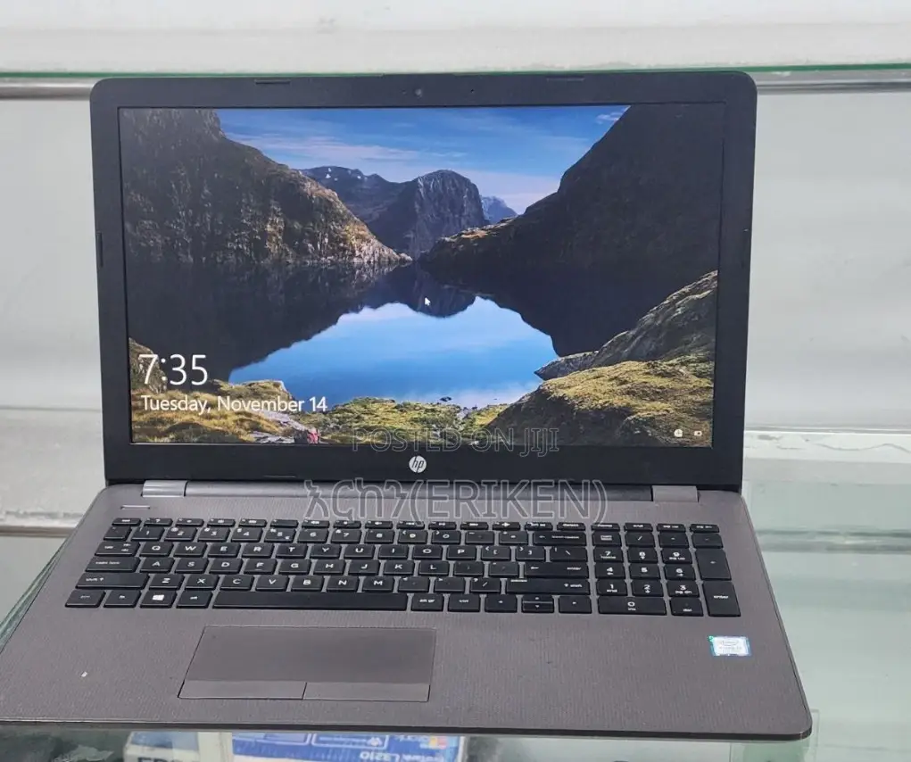 New Laptop HP Stream Notebook 8GB Intel Core I7 HDD 1T