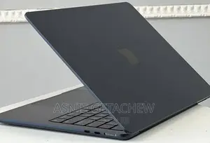 New Laptop Apple MacBook Air 2022 M2 256GB Intel Core I7 SSD 512GB