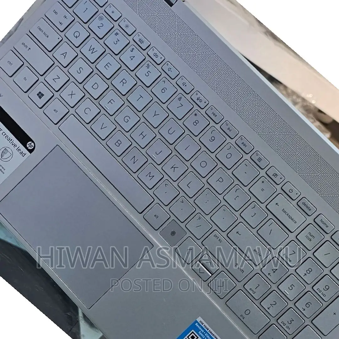 New Laptop HP Envy X360 16GB Intel Core I5 SSD 512GB