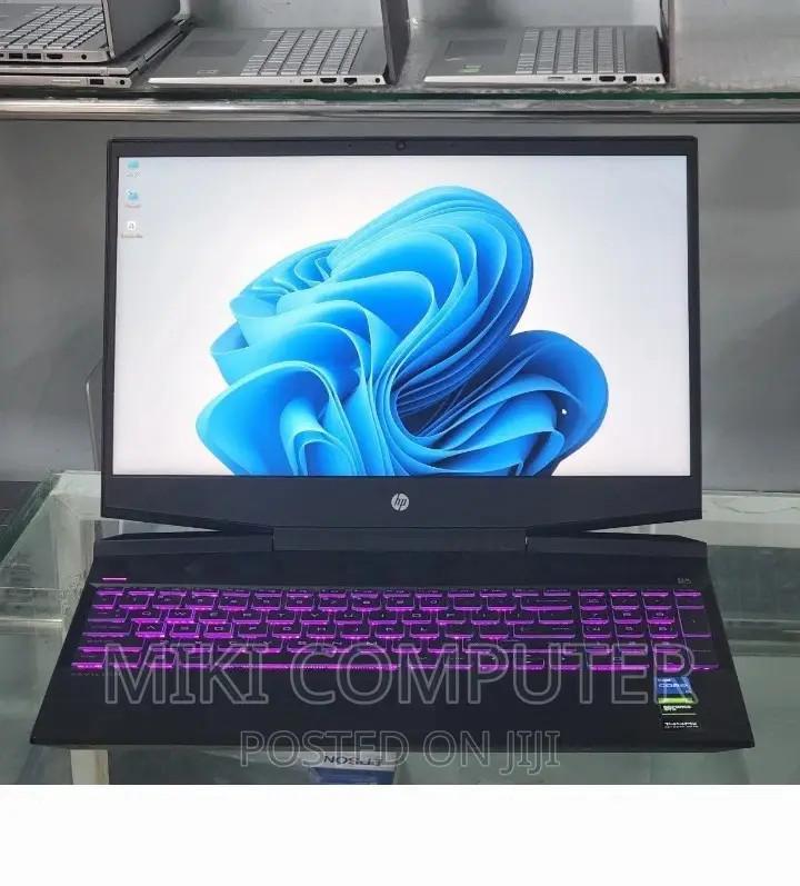 New Laptop HP Pavilion 15 8GB Intel Core I5 SSD 512GB