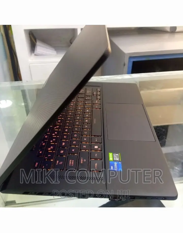 New Laptop Asus ROG Zephyrus S GX701 16GB Intel Core I7 SSD 512GB