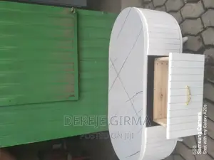 ላምኔት የሶፋ ጠረጴዛ