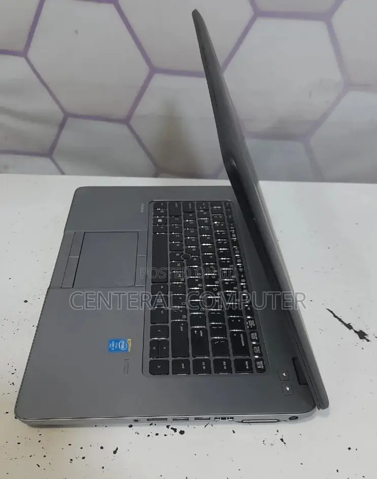 New Laptop HP EliteBook 850 G2 8GB Intel Core I7 SSD 256GB