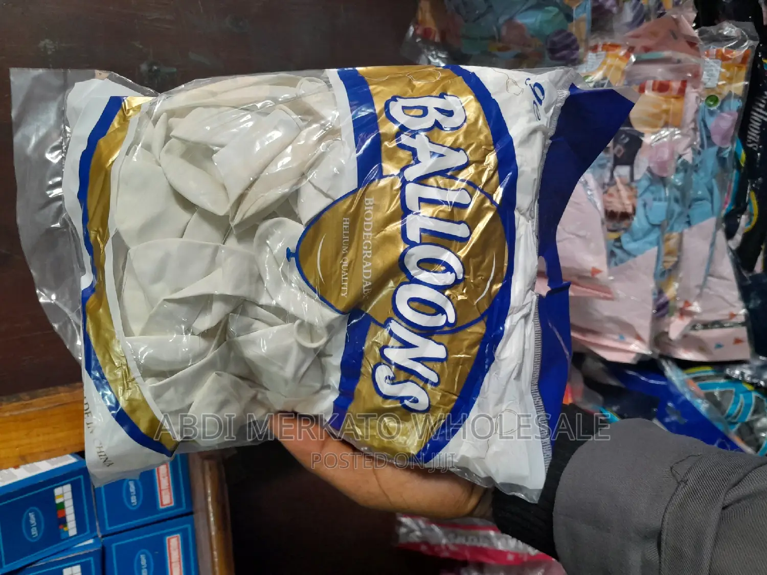 ለጌጠጌጥ ለሰርግ ለልደት የፊኘ አይናቶች እኘ ገር ይገኘሉ