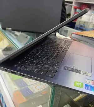 New Laptop Lenovo IdeaPad Y560 12GB Intel Core I7 SSD 512GB