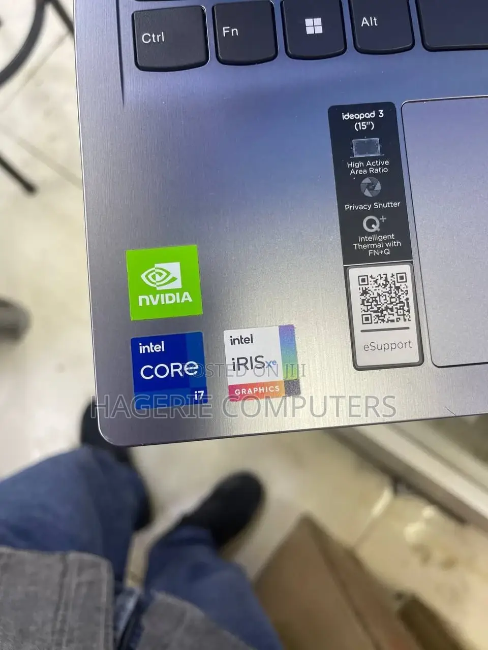 New Laptop Lenovo IdeaPad Y560 12GB Intel Core I7 SSD 512GB