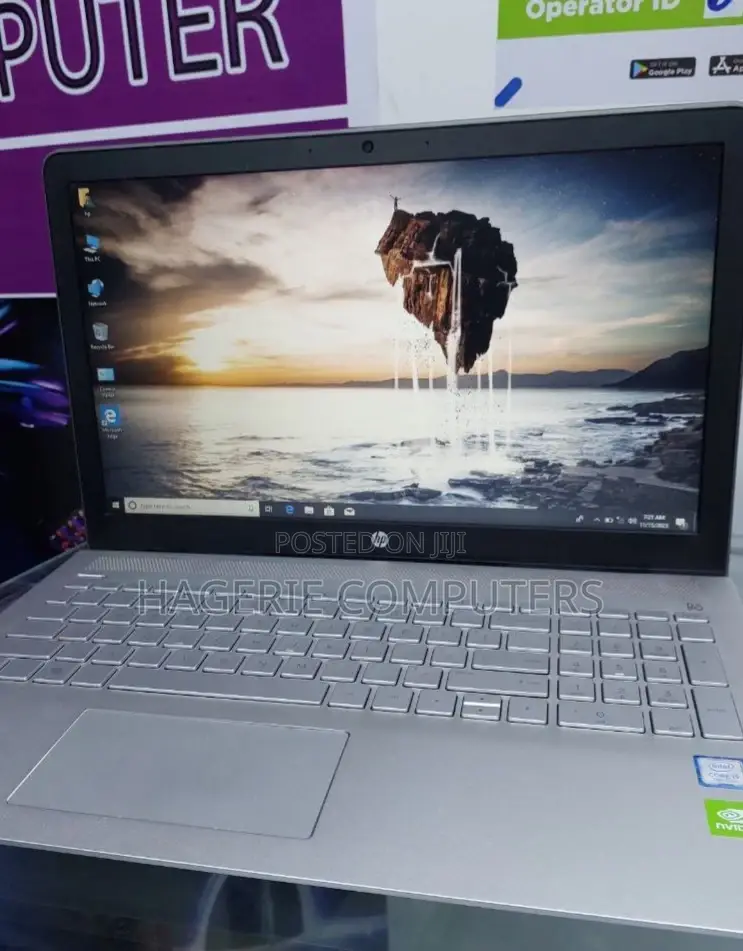 New Laptop HP Pavilion 15 8GB Intel Core I5 HDD+SSD 640GB