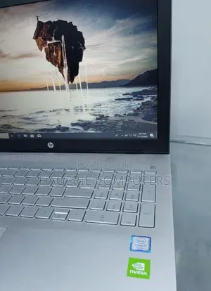 New Laptop HP Pavilion 15 8GB Intel Core I5 HDD+SSD 640GB