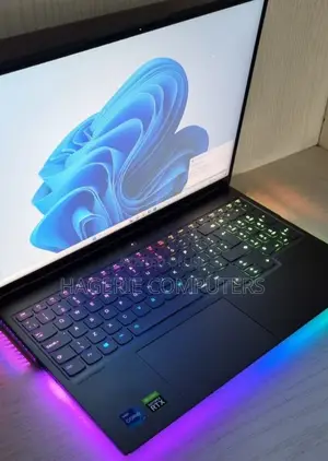 New Laptop Lenovo Legion 7 16GB Intel Core I7 SSD 1T